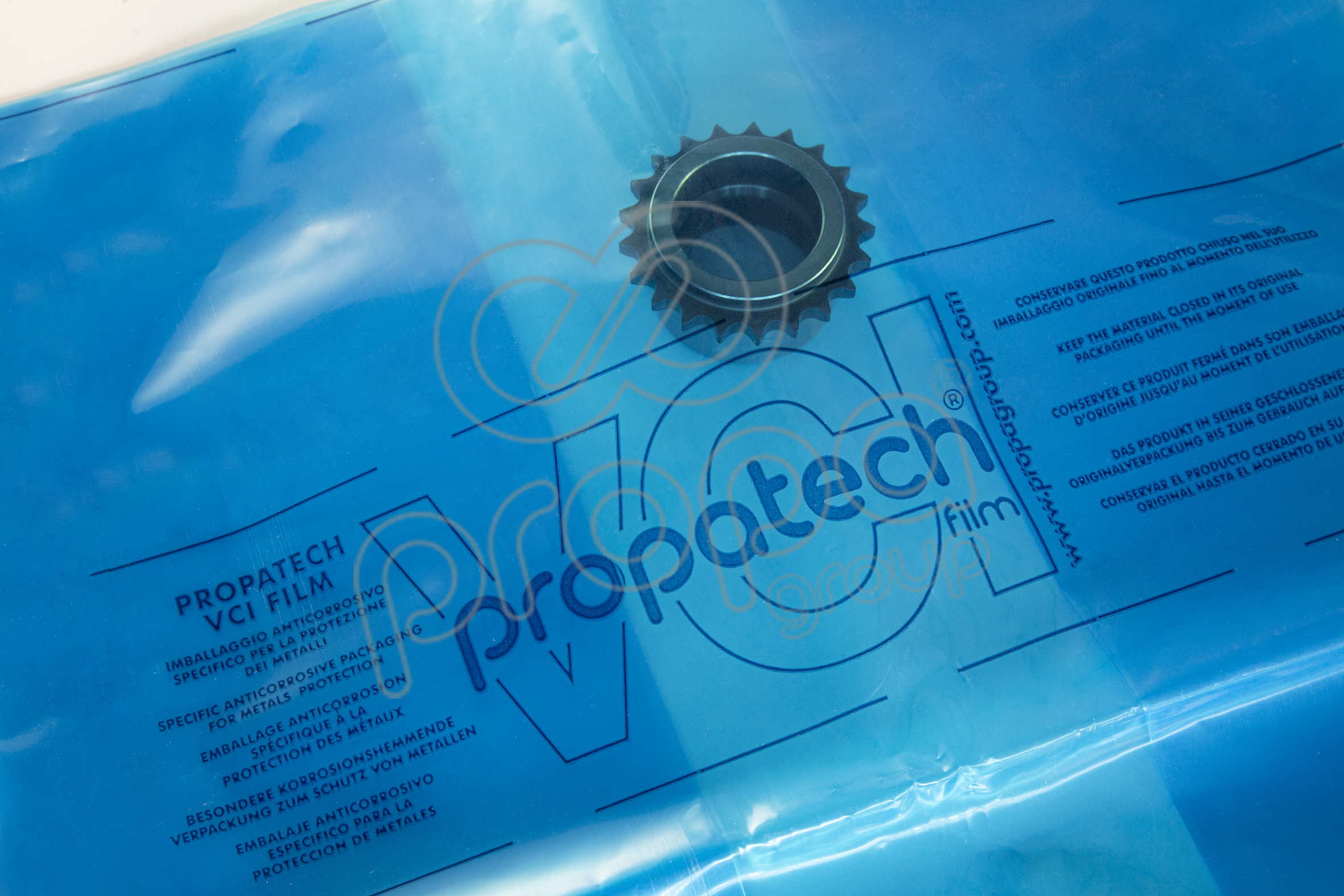 Avec moins de plastique vous pouvez avoir une grande résistance et une protection efficace contre la corrosion.